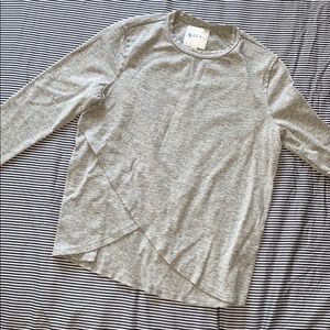 Long sleeve Gray tee